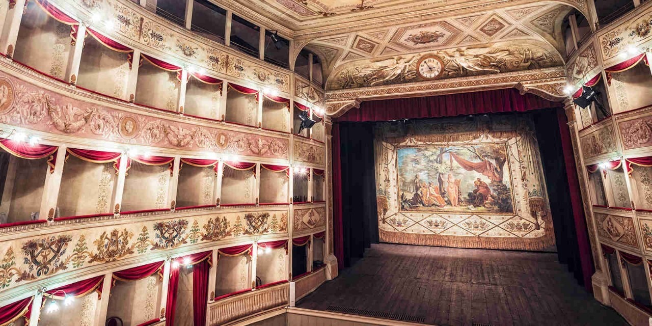 Teatro-de-la-Sena_VisitFeltre-2368356256_copy_1280x640