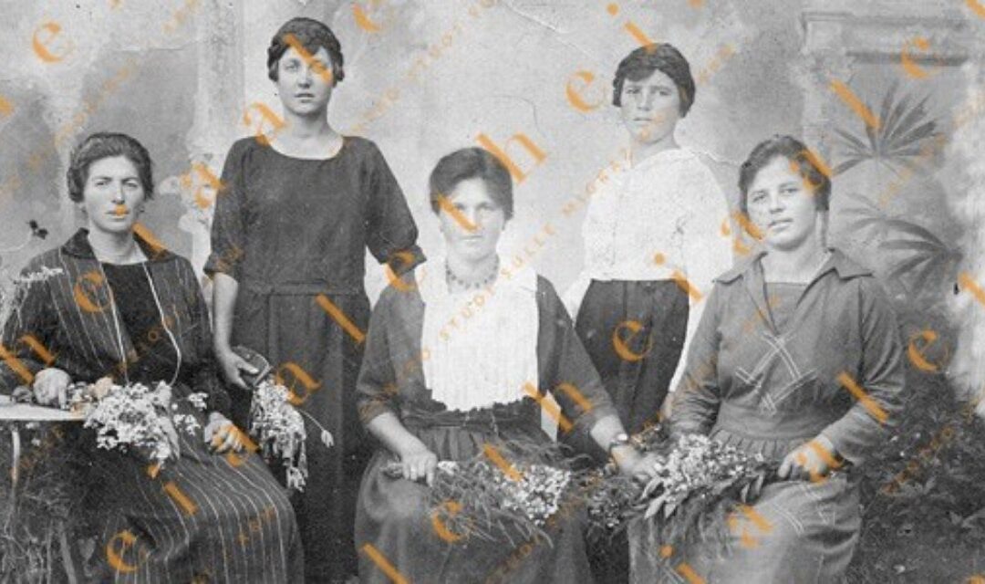 Le giovani balie di Cirvoi: una nuova foto arricchisce l’archivio del Centro Studi Aletheia