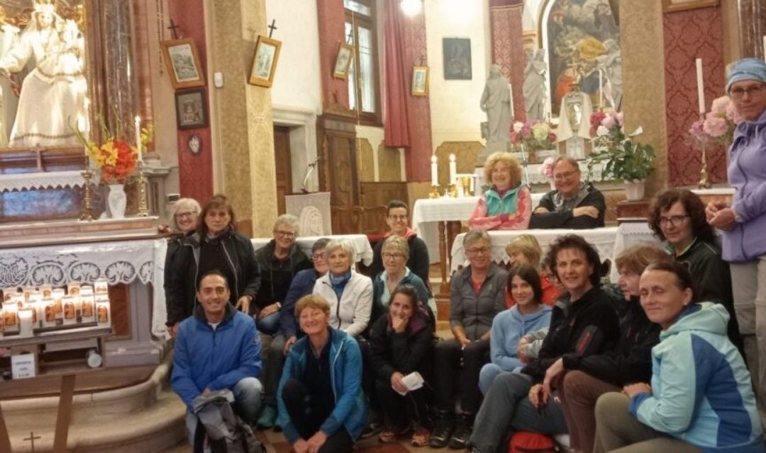 Pellegrinaggio notturno da Puos al Santuario di Irrighe: tradizione e preghiera per la pace