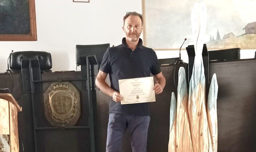 Auronzo di Cadore, Paolo Moro vince la 33ª Ex tempore di scultura su legno