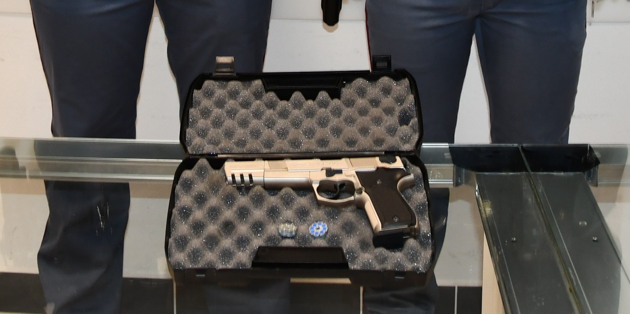 fotopistolaconoperatori_copy_1280x638