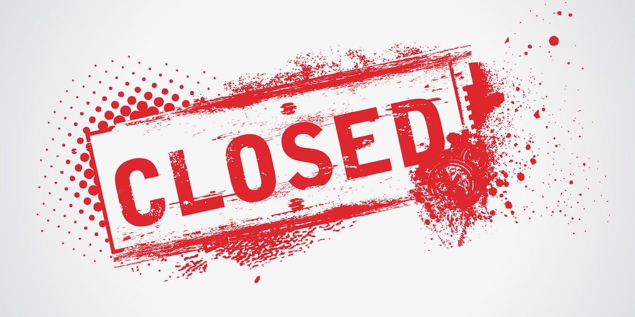 Closed Grunge Text