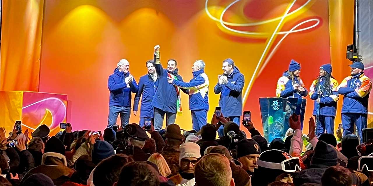 fiamma_olimpiaca_cortina
