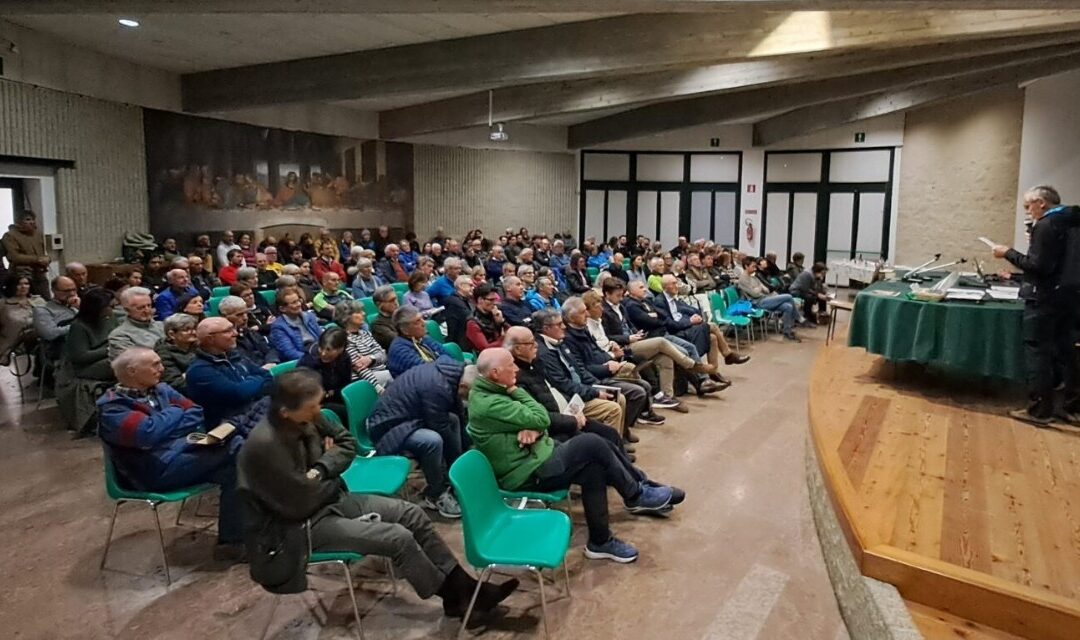 Il CAI di Belluno vola oltre quota 2.000 iscritti: l’assemblea segna il cambio della guardia