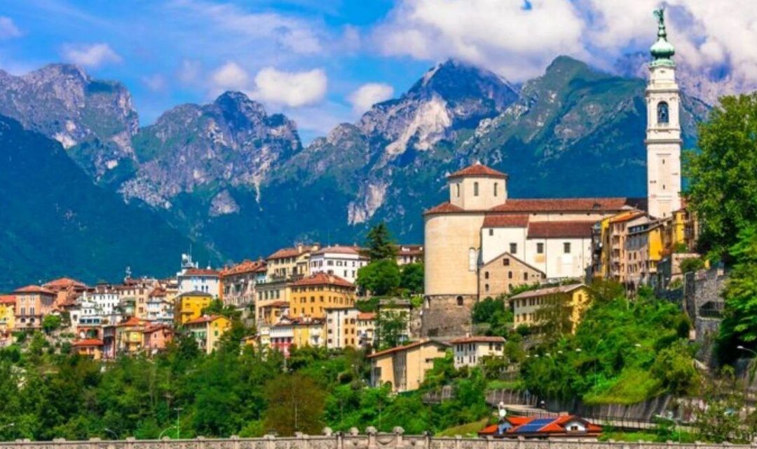 Belluno, torna il mercatino “Cose di vecchie case”: temporanee modifiche alla viabilità in via Tisoi e via Agosti