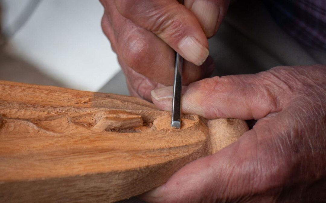 Il legno riprende vita a Trichiana: torna il Simposio di scultura del legno