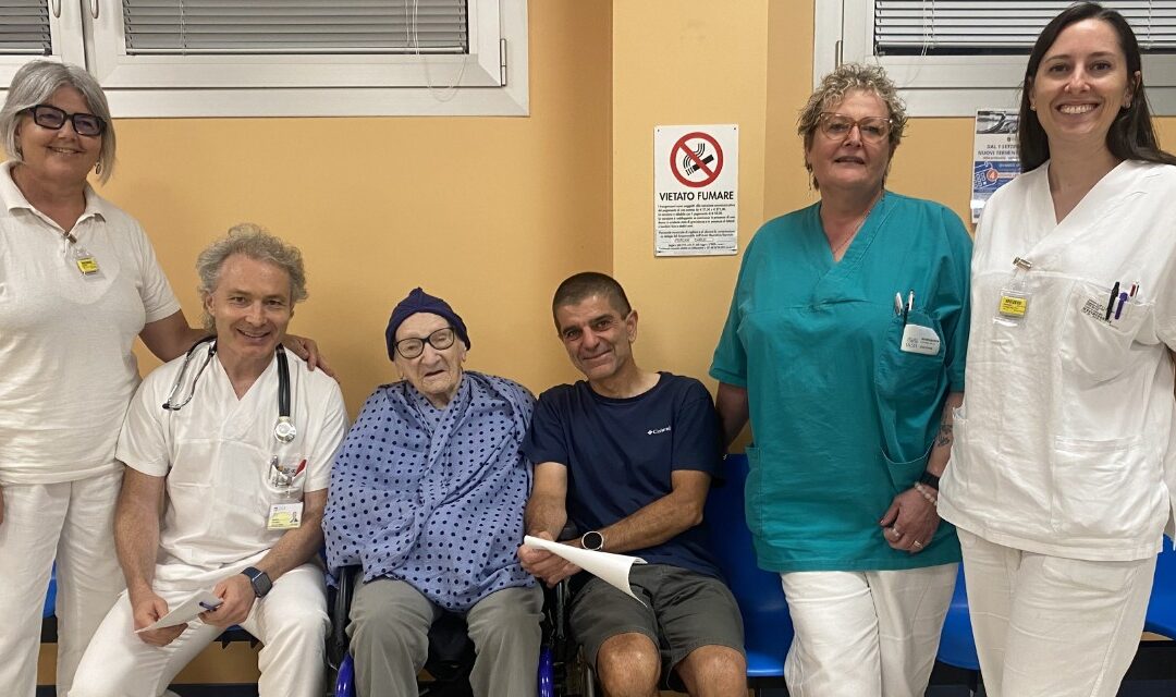 Tumore alla pelle guarito a 105 anni con la radioterapia: il caso della signora Silvia all’ospedale di Belluno