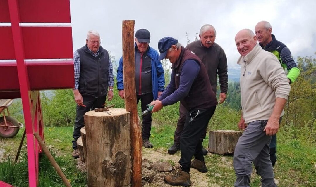 Volontari al lavoro per Belluno: sentieri, parchi e aree verdi curati in città, frazioni e Nevegal