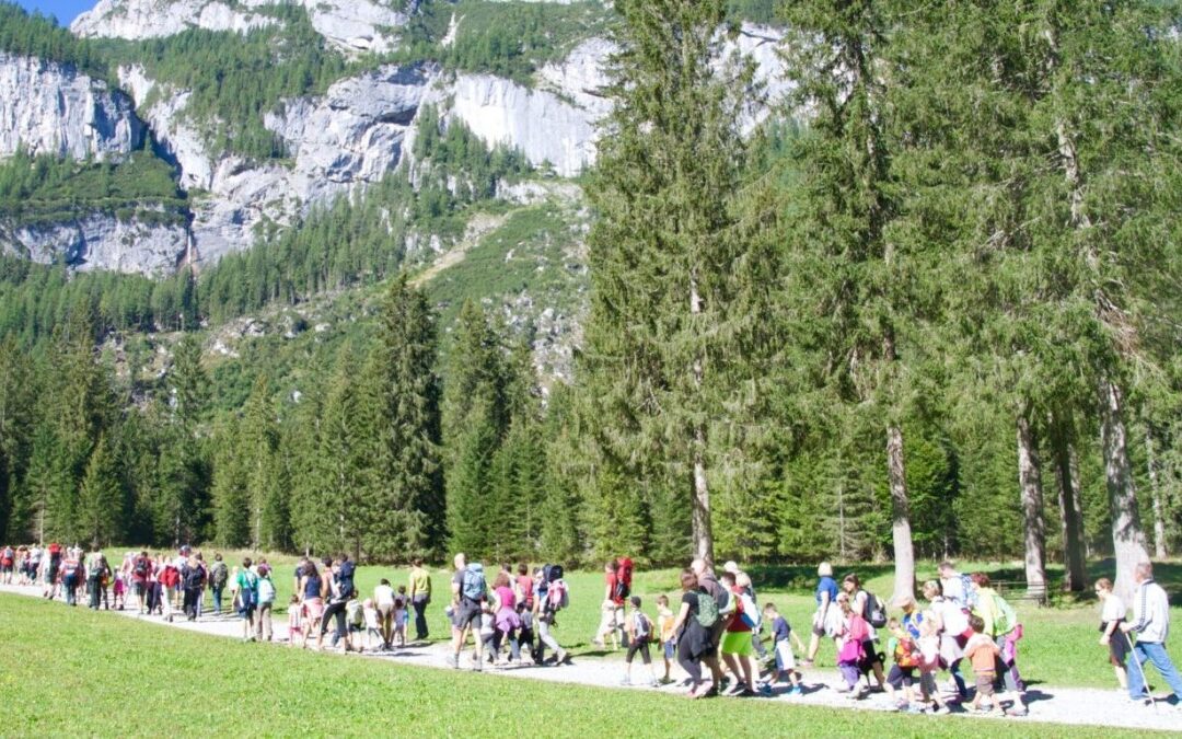 Dolomiti in Fiaba, il 19 luglio escursione animata per famiglie al Nevegal