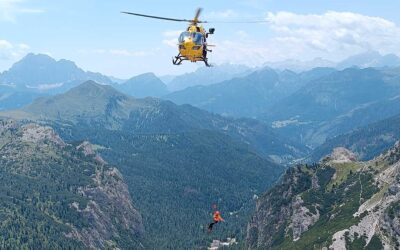 Montagna bellunese, quattro interventi del Soccorso Alpino nel pomeriggio: grave un escursionista
