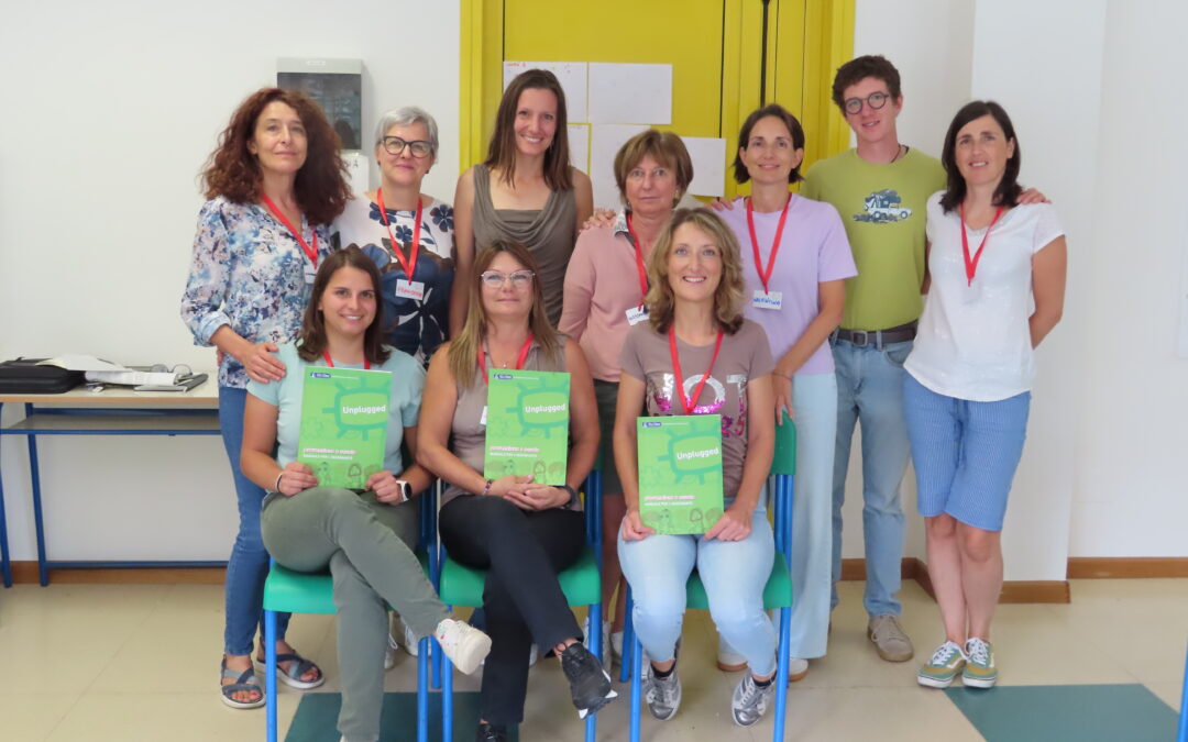 Prevenzione delle dipendenze a scuola: si è concluso il corso “Unplugged” dell’ULSS 1 Dolomiti