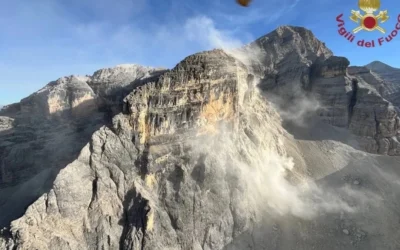 Frana sulle Tofane a Cortina: nessun ferito, ordinanza del Sindaco per chiudere la Val Travenanzes