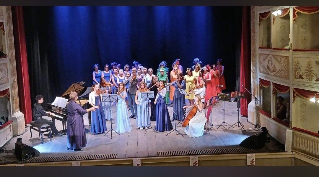 Feltre, al Teatro de la Sena il successo di “Un arcobaleno di donne”: cultura e solidarietà per la salute femminile