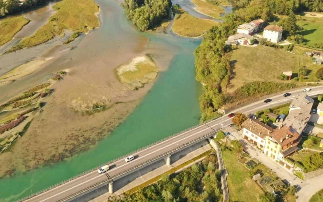 Fiume Piave a Cesana-Busche: accumulo di ghiaia e vegetazione nell’alveo, l’associazione rilancia l’allarme sicurezza
