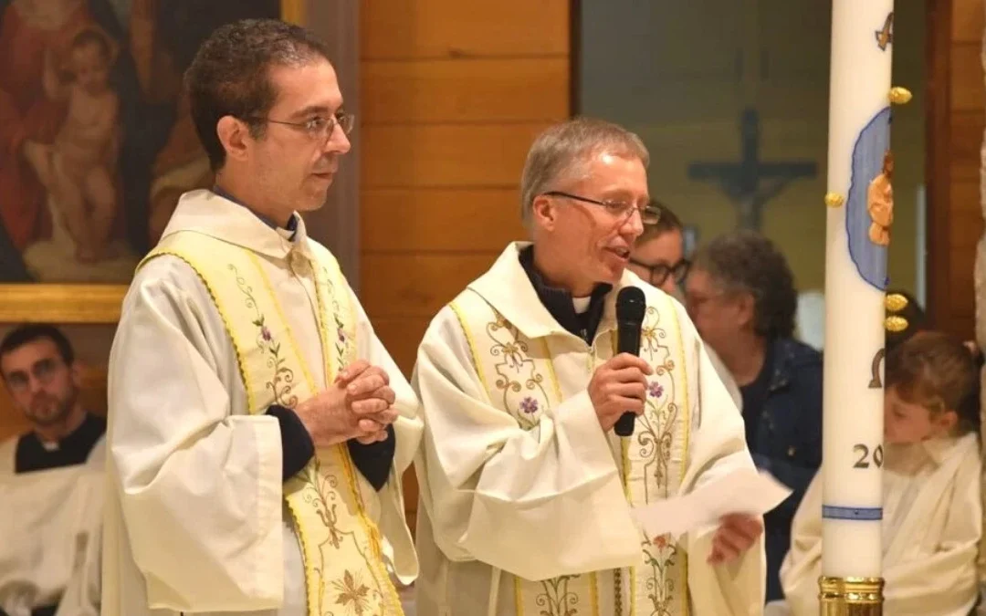 Calalzo, la comunità in festa per l’ingresso di don Alvise e don Luciano: l’inizio del nuovo ministero pastorale