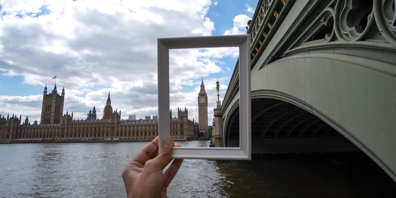 visiting-site-photo-frame
